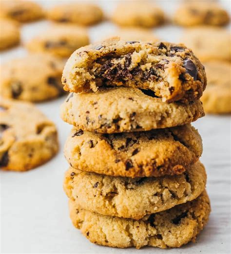 Low carb zucchini lasagna recipefoodheavenmadeeasywendyandjess. Best Low-Carb Chocolate Chip Cookies | Low-Carb Low-Sugar Keto Dessert Recipes | POPSUGAR ...