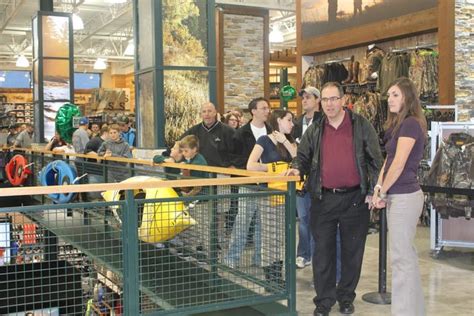 Photos Dicks Sporting Goods Celebrates Grand Opening With Local Pros Cranberry Pa Patch