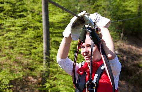 Zipline ski improves the world cup proven zipline podium poles with the first kevlar graphite mogul pole, and our new zipline lollipop park & pipe skiing poles. Videos und Fotos | Zipline Elmstein