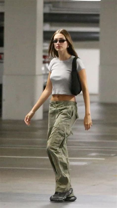 Hailey Bieber Street Style What To Wear With Cargo Pants Cargo Pants Outfit Casual Outfits