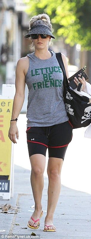 Kaley Cuoco Puts Fitness Ahead Of Fashion In A Bizarre Workout Look