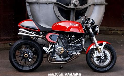 Die sitzbank haben wir sportlicher angepasst. Street-Cafe' Garage: Ultima 1000 by Ducati Saarland