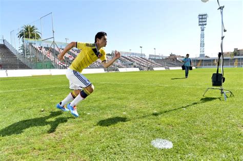 It will also be worn during this summer's copa. Fire Patch's Blog: COLOMBIA 2014 WORLD CUP HOME KIT ...