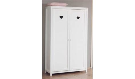 L'armoire fille blanche stella est un meuble de chambre à coucher au design élégant et raffiné. Armoire Blanche Décorée de petits cœurs pour chambre ...