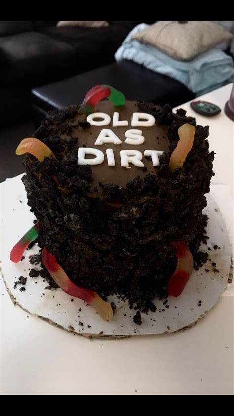 Let me guess, your chum is turning 40, and you are thinking of giving the old fellow a nice time by pulling his leg life passes by us that fast! Funny old birthday cake | Funny birthday cakes, Funny 50th ...