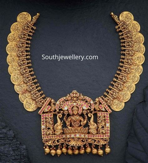 22 Carat Gold Antique Lakshmi Kasulaperu Necklace With Lakshmi Pendant