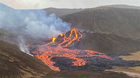 Volcano Erupts In Southwestern Iceland After Thousands Of Earthquakes Npr
