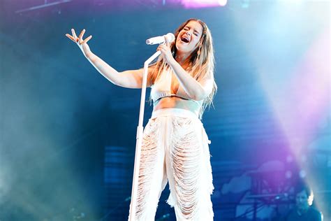 Maren Morris Quits Country Music Says Genre Is ‘burning Itself Down