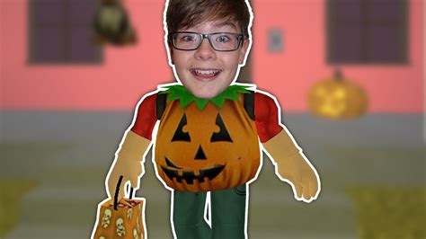Trick Or Treating With Fans 🎃 Roblox Halloween Night Youtube