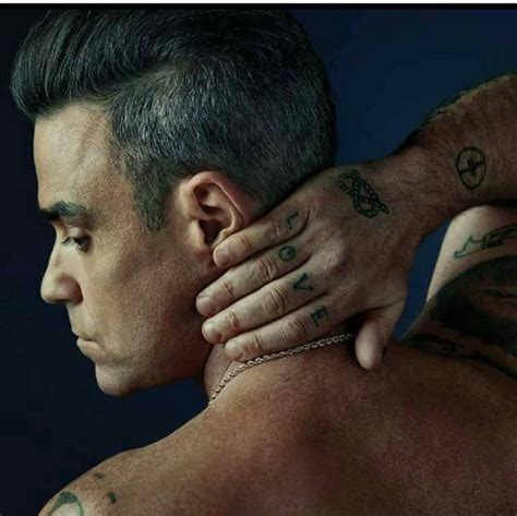 Pin By Jessica Simmons On Robbie Williams With Images Robbie