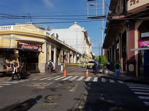 Desalojan A Vendedores Informales En Centro Histórico De San Salvador
