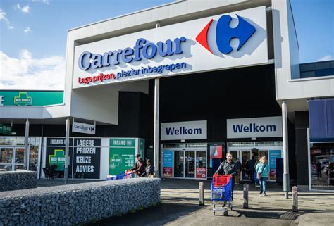 Waarom Is Een Kassierster Bij Carrefour Duurder Dan Bij Albert Heijn