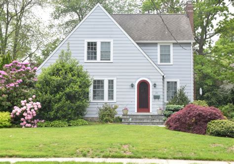 It requires lots of time and effort. New England Homes- Exterior Paint Color Ideas - Nesting ...