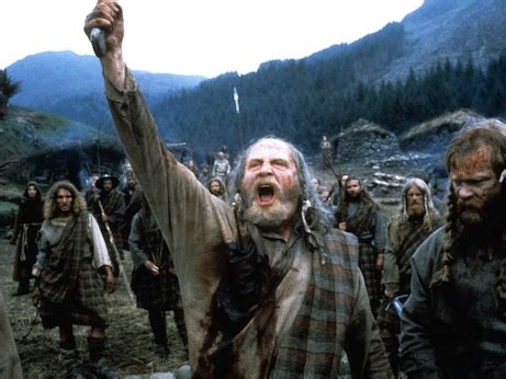 Enraged at the slaughter of murron, his new bride and childhood love, legendary scottish warrior william wallace slays a platoon of the local english lord's soldiers. Braveheart (1995) | BFI