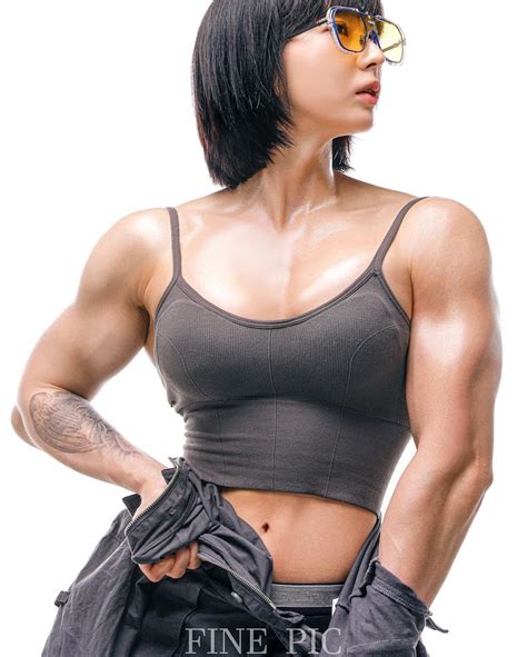 【今日の筋肉】今話題の韓国バルク美女jaerin Kimさんをピックアップ！アジア筋肉女子と言えばasian Female Muscle