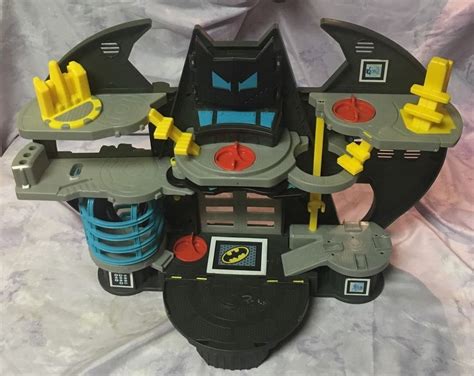 Imaginext Batman Batcave Playset Dc Super Friends Fisher Price Bat Cave