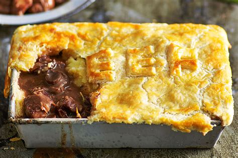 Beef And Red Wine Pie Recipe Recipe Better Homes And Gardens