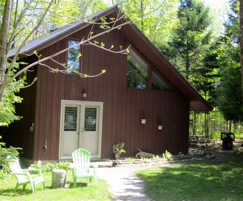 This lovely door county cabin is a beautiful log home located in the town of baileys harbor, wisconsin. Cozy Cabin in the Woods: Between Fish Creek... - VRBO