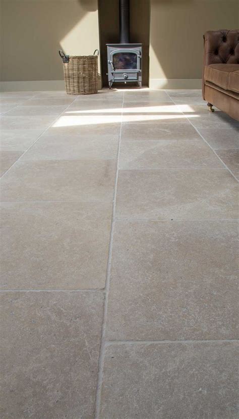 Vi är en av de ledande 900x900 mm tillverkarna och leverantörerna av produktdetaljer för 900x900mm marmorgolvplattor: Large Antiqued limestone floor tiles 600 x 900 mm ...