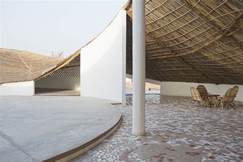 Toshiko Moris Thread Building Opens In Senegal Arquitectura Viva