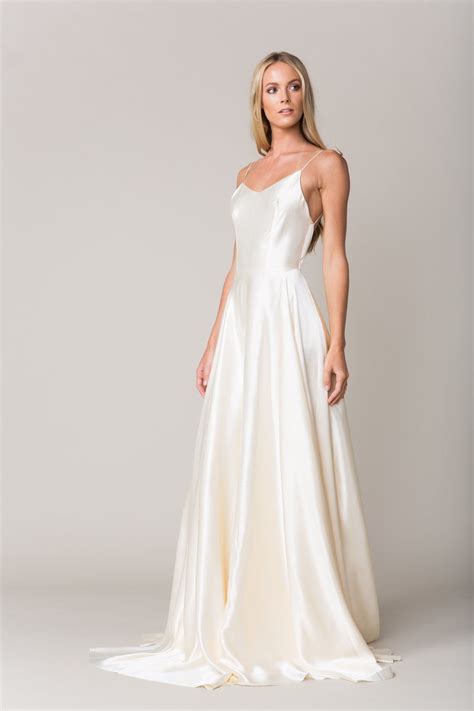 Simple White Satin Wedding Dress 2021 Prestastyle