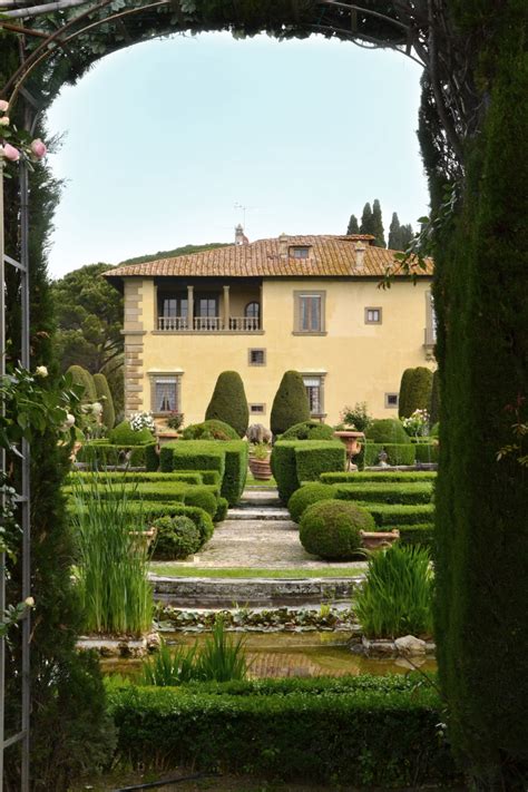 Is Villa Gamberaia The Most Romantic Garden In Italy Romantic Garden
