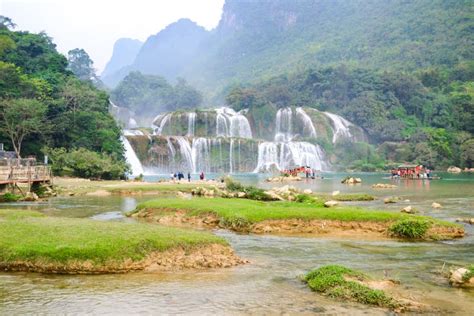 Ban Gioc Waterfall Or Detian Falls Vietnamand X27s Best Known Waterfall