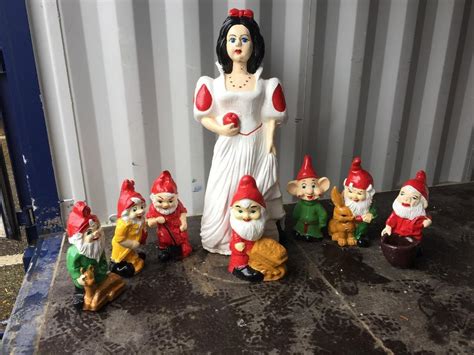 Snow White With Seven Dwarfs Gnomes Handmade Garden Ornaments In