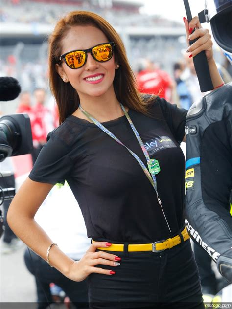 Paddock Girls at the 2014 Circuit of the Americas - autoevolution