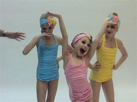 what is ur favorite rare pic of chloe and one or both of the hyland sisters dance moms fanpop