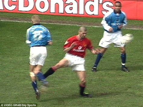 Roy keane is an utter bastard, yes. Roy Keane's Manchester United captaincy 20 years on ...