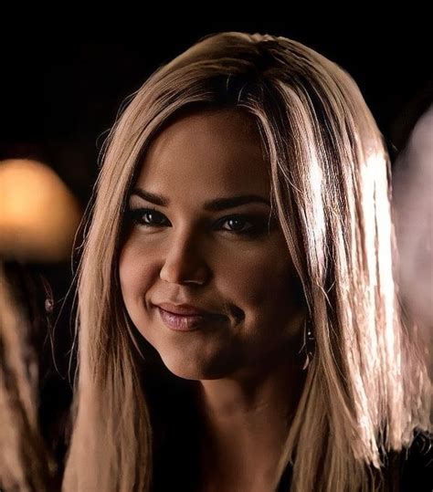 Picture Of Arielle Kebbel