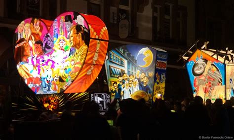 Stimmung und laternenmeer auch 2021: Morgestraich 2016 - fasnacht.ch