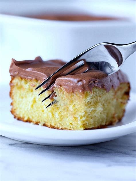 Easy Sour Cream Cake With Creamy Chocolate Frosting Cookies And Cups