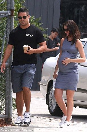 A subreddit for following, watching and discussing haynes transformation from nrl to nfl. Jarryd Hayne and pregnant girlfriend Amelia Bonnici seen ...