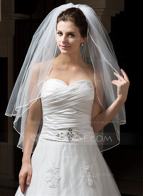 Two Tier Pencil Edge Fingertip Bridal Veils With Ribbon 006034310