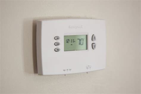 The steps to replace battery honeywell thermostat varies between the models so you need to know which to know if your honeywell thermostat battery is on low and needs replacement, you can check the honeywell 2000 series. How to Change the Battery in a Honeywell Thermostat