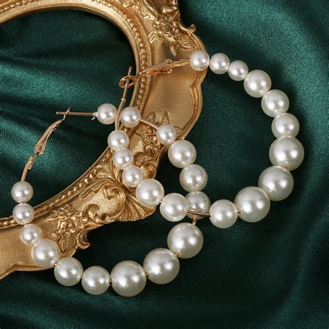 1 Pair Elegant White Pearls Round Hoop Earrings Women Small Big Pearl