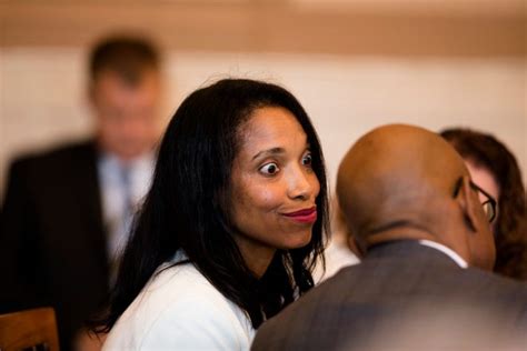 Former Judge Tracie Hunter Dragged Off To Serve 6 Month Sentence