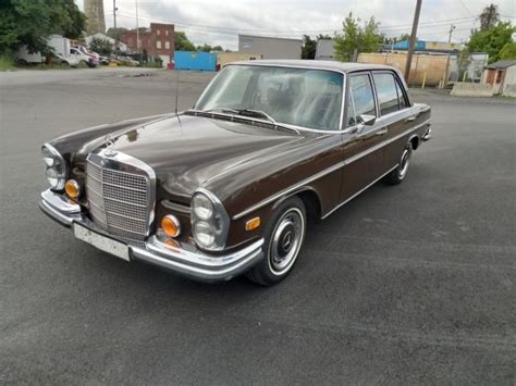 It has a 4.5 with automatic transmission! 1972 MERCEDES-BENZ 280 SEL 4.5 for sale - Mercedes-Benz S ...