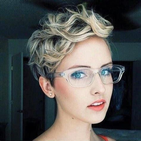 60 Trendiest Low Maintenance Short Haircuts You Would Love To Sport