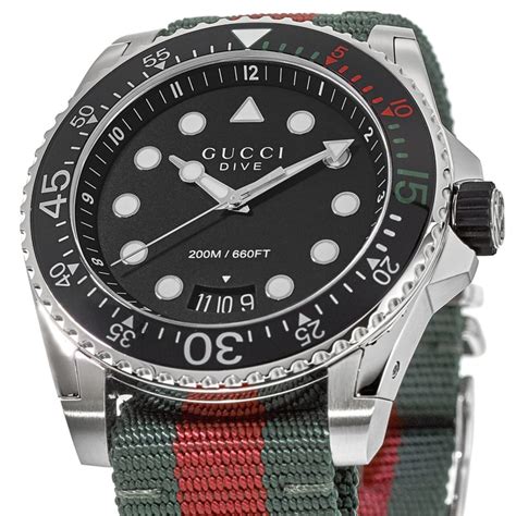 Gucci Dive Black Dial Green And Red Nylon Fabric Strap Mens Watch
