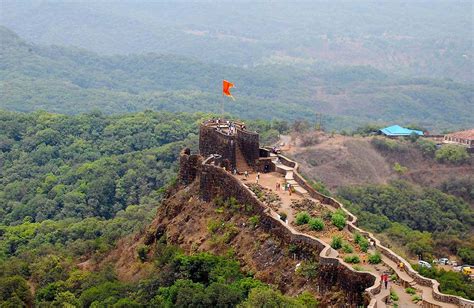 15 Famous Forts Near Pune That Must Be On Your Bucket List