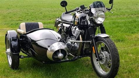 This Royal Enfield Continental Gt Looks Old School With An Aftermarket