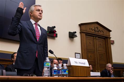 Wells Fargo To Claw Back 75 Million From 2 Former Executives The New York Times