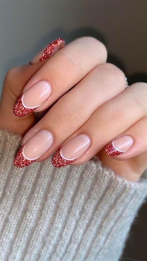 11 Reflective Glitter French Tip Nails When It Comes To Beauty And Outfits The Holidays Are