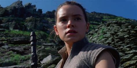 A Star Wars 7 Mystery Involving Rey May Have Just Been Answered