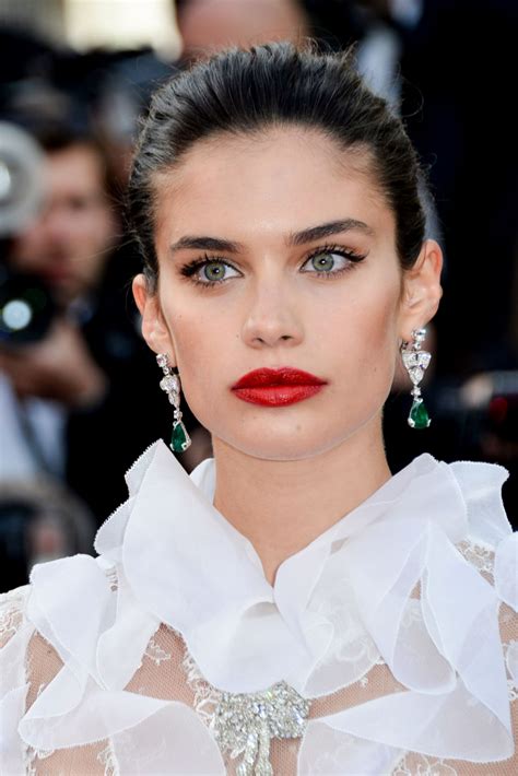 She was born on 21st july 1991. Sara Sampaio On Red Carpet - "The Killing of a Sacred Deer ...