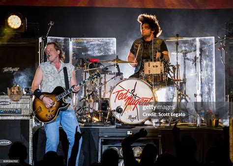 Ted Nugent And Jason Hartless Perfom In Support Of The Rockin America