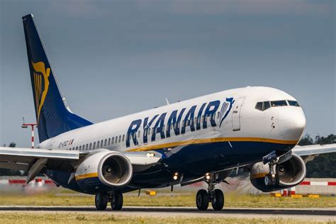 Chaos On Ryanair Flight To Ibiza Woman Ejected After Altercation